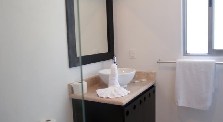 Sunrise 42 Suites Hotel