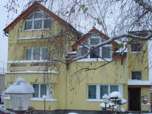 Hotel Font�na