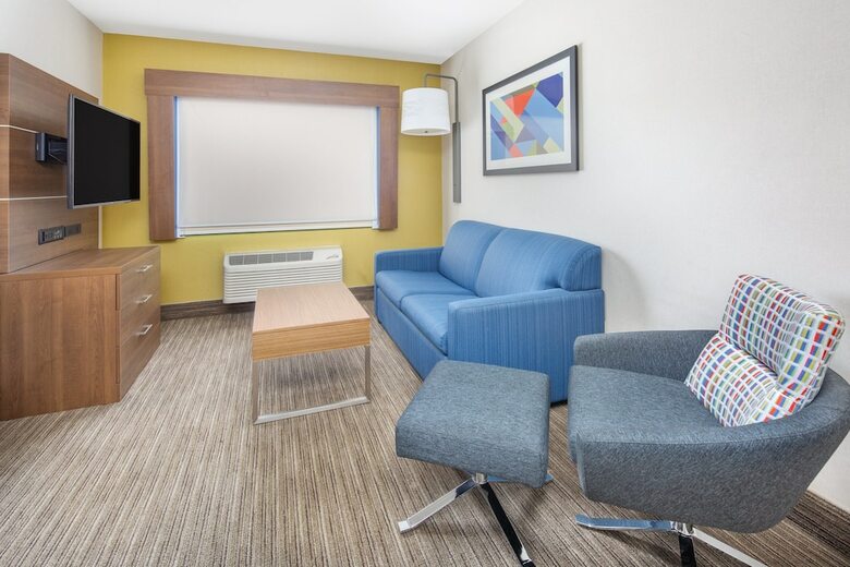 Holiday Inn Express Hotel & Suites Bishop
