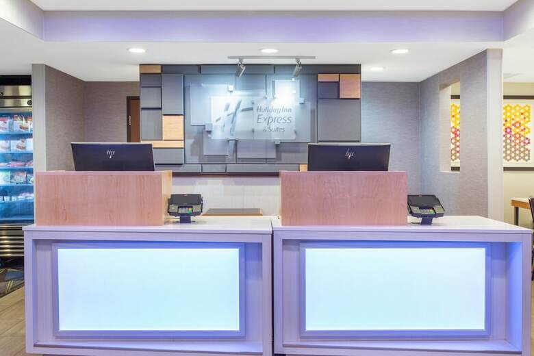 Holiday Inn Express Hotel & Suites Bishop