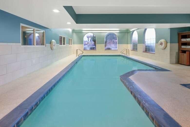Holiday Inn Express Hotel & Suites Bishop