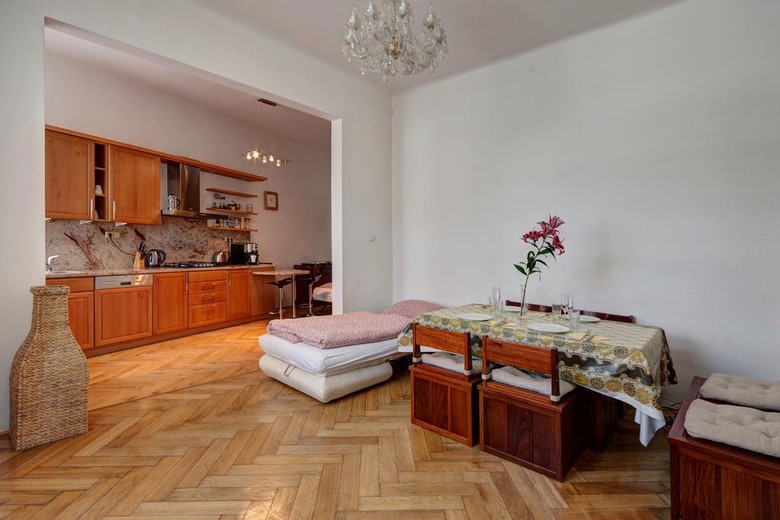 The Good King Wenceslas Apartment