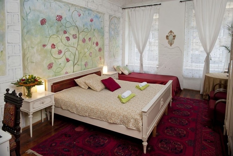 Old Time Hotel