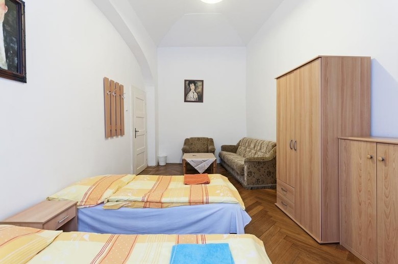 Gallery Hostel