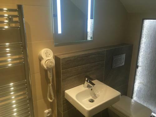 Hostal Pension Karnet