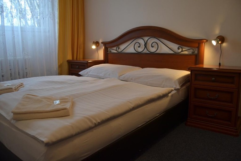 Hotel Bohemians
