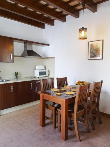 Apartamentos Rurales Tur�sticos La Posada