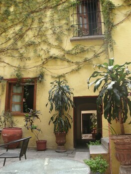Hotel Casa Del Callej�n