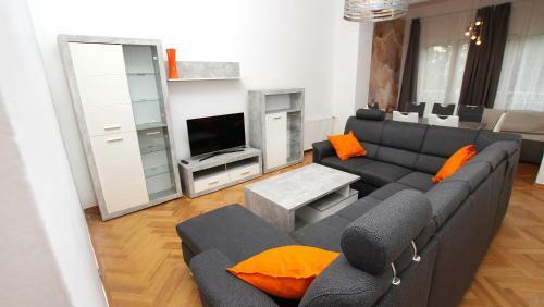 Taurus 2 Apartment