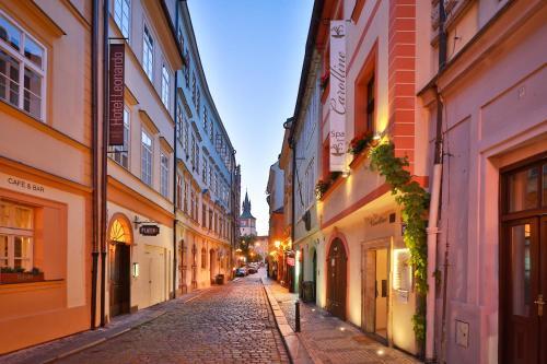 Aparthotel & Spa Carolline