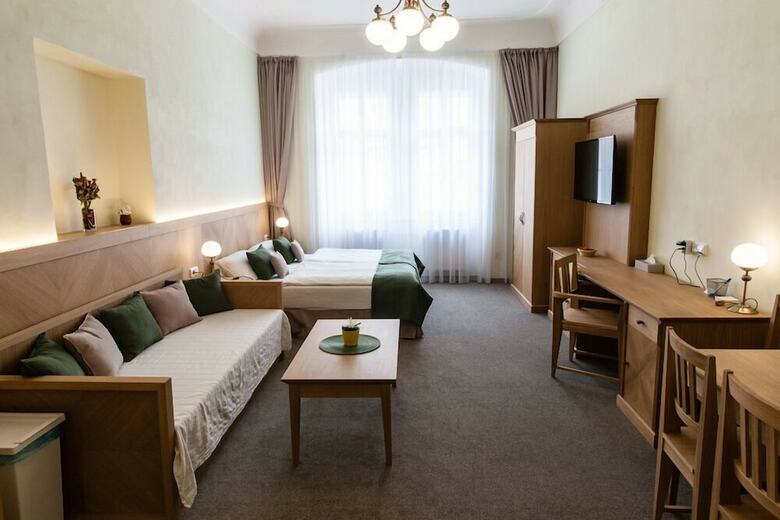 Karlova 25 Apartments