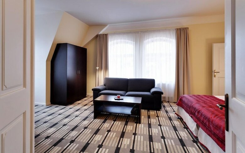 Karlova 25 Apartments