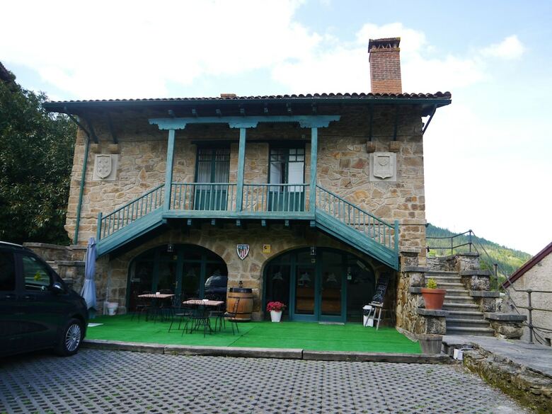 Hotel Rural Isasi