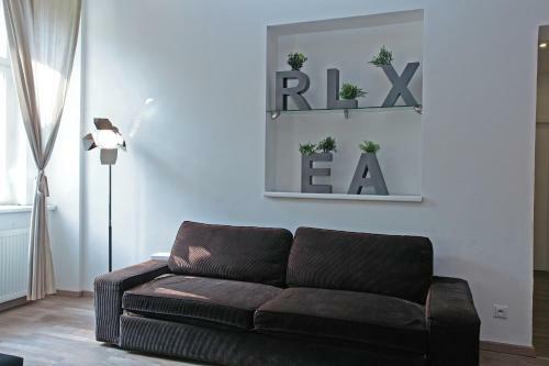 Apartment - The Modern Flat
