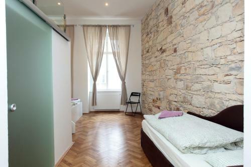 Apartment - The Modern Flat