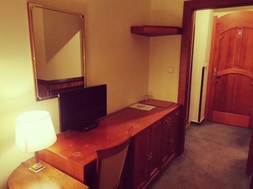 River Star Hotel