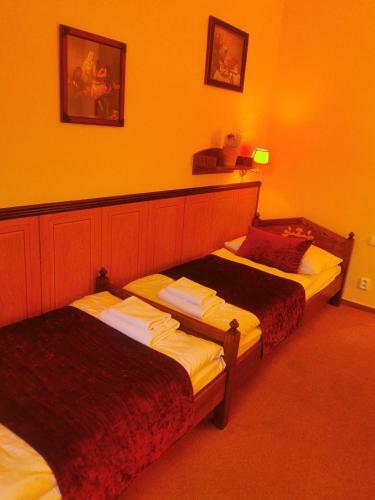 River Star Hotel