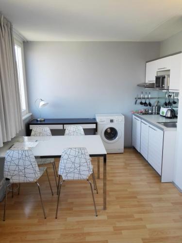 Golden Family Apartments