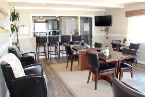 Hotel Cambria Shores Inn