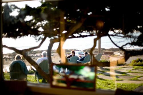 Hotel Cambria Shores Inn