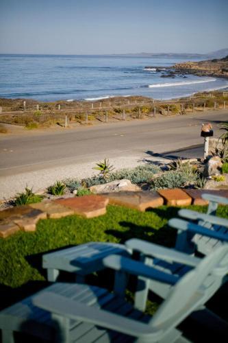 Hotel Cambria Shores Inn