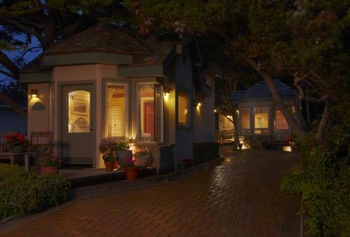 Moonstone Cottages By The Sea