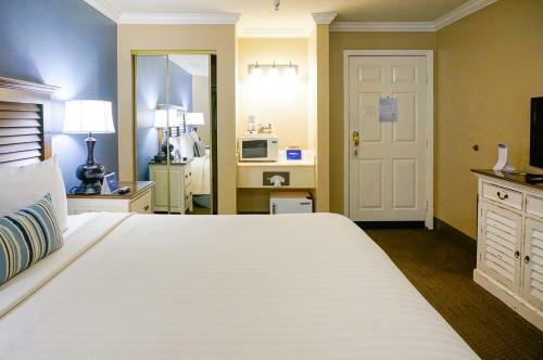 Posada Sand Pebbles Inn