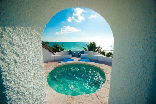 Hotel Kin Sol Soleil