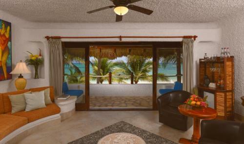 Hotel Kin Sol Soleil