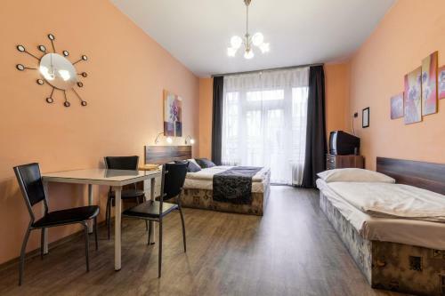 Hostal Guesthouse / Penzion Davids