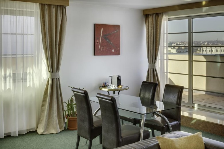 Hotel Oya