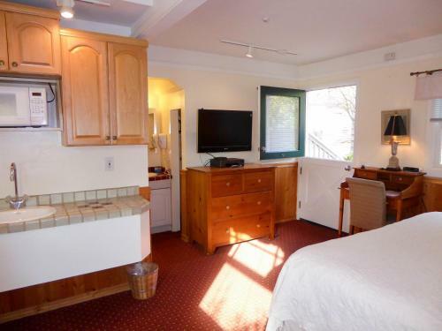 Hotel Briarwood Inn