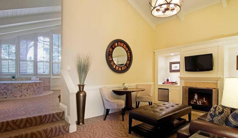 Posada Carriage House Inn