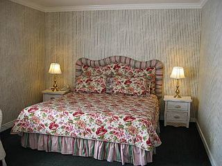 Motel Carmel Inn & Suites