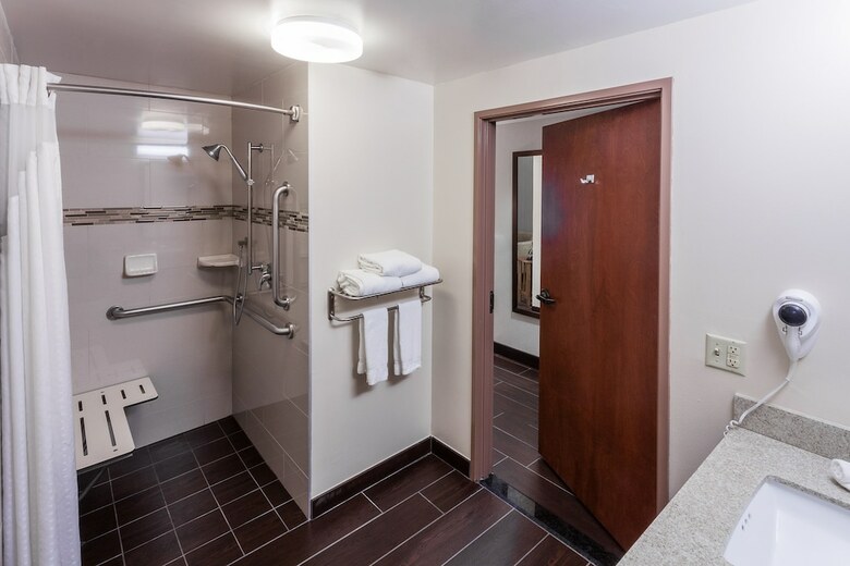 Hotel Holiday Inn Express & Suites Carpinteria