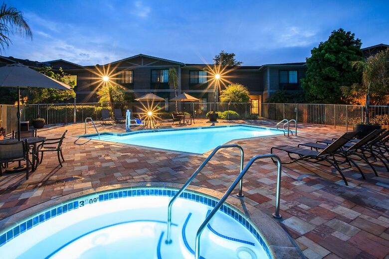 Hotel Holiday Inn Express & Suites Carpinteria
