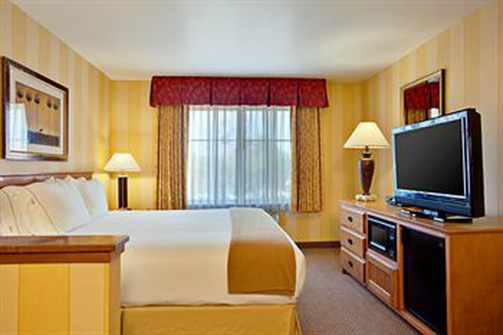 Hotel Holiday Inn Express & Suites Carpinteria