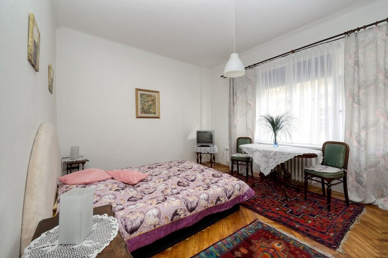 Aparthotel Apartment Konvikt