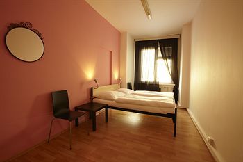 Albergue Mojo Inn