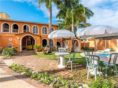 Hostal Vale Verde Praia Hotel