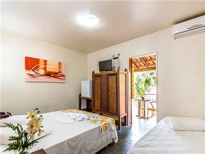 Hostal Vale Verde Praia Hotel