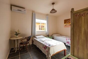Hostal Vale Verde Praia Hotel