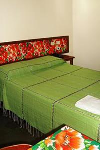 Hostal Vale Verde Praia Hotel