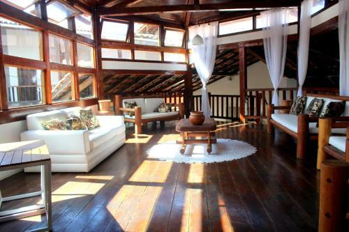 Hostal Hotel Gale�o