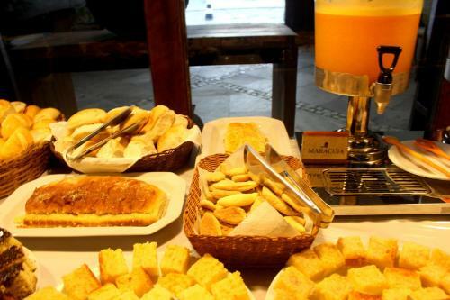 Hostal Hotel Gale�o