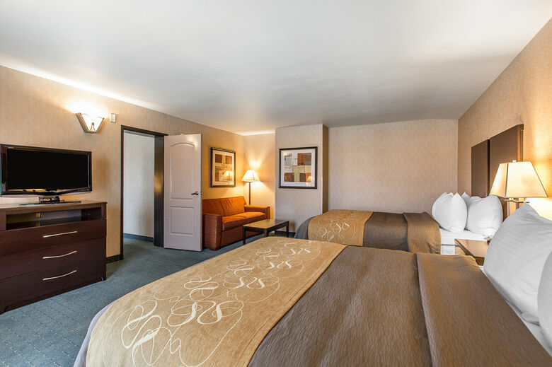 Hotel Comfort Inn And Suites Colton