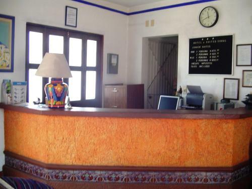 Hotel & Suites Coral