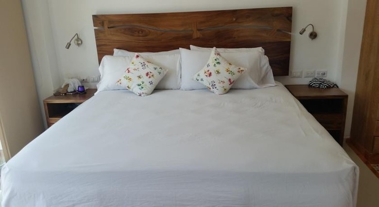 Hotel Andales On The Bay Suites