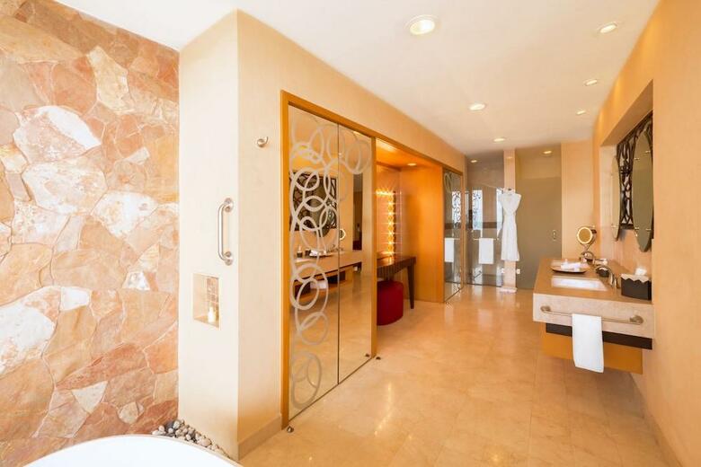 Hotel Garza Blanca Residences