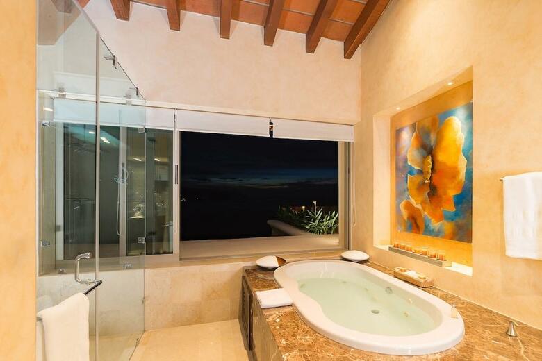 Hotel Garza Blanca Residences